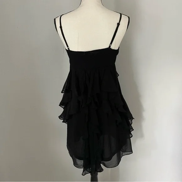 Miroa Vintage Black Ruffled Mini Dress - Picture 4 of 7